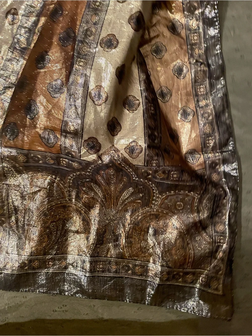 Authentic Oscar de la renta Metallic Brown & Gold Patterned Fashion Scarf